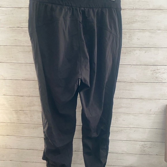 Lululemon Beyond‎ the Studio Joggers - Picture 8 of 10